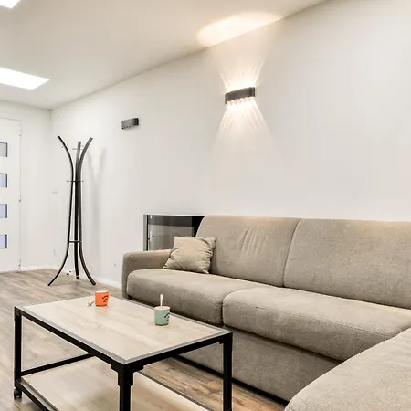 Cote Palais 1 - Standing - Clim - Rdc - Fibre Apartment Carcassonne Exterior photo